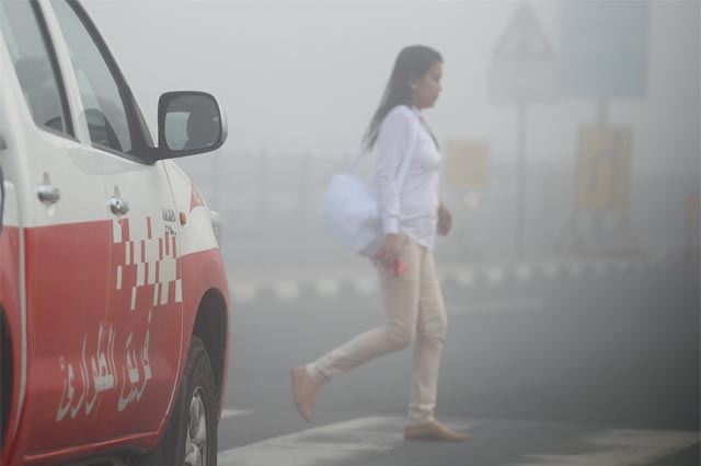 Fog causes 15-vehicle pile-up on Abu Dhabi-Dubai road