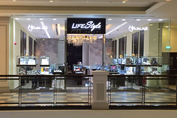 LIfestyle-DEERFIELDS