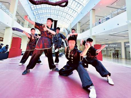 Visas on arrival in UAE for Chinese visitors