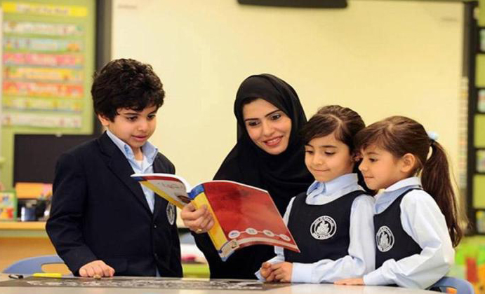 UAE school teacher teaching students