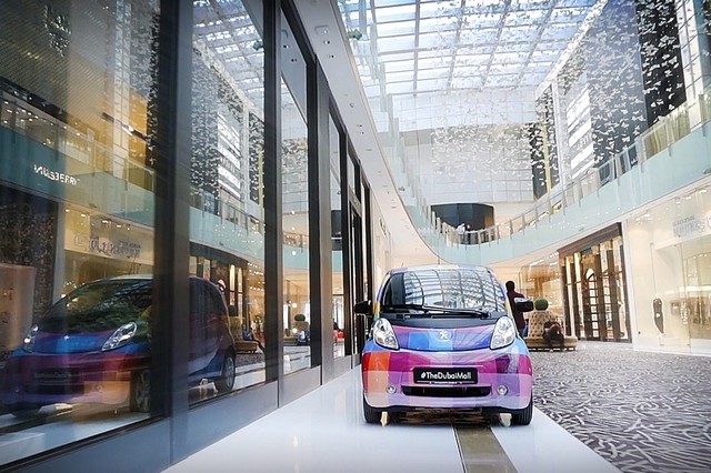 Dubai Mall Electric Car
