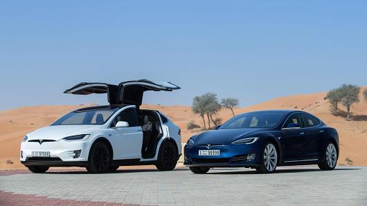 Tesla Model X and Model S Launch UAE