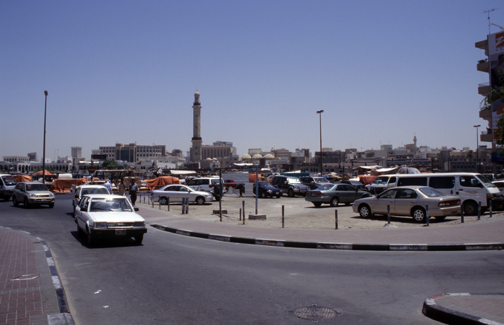 Roadside Parking in Dubai