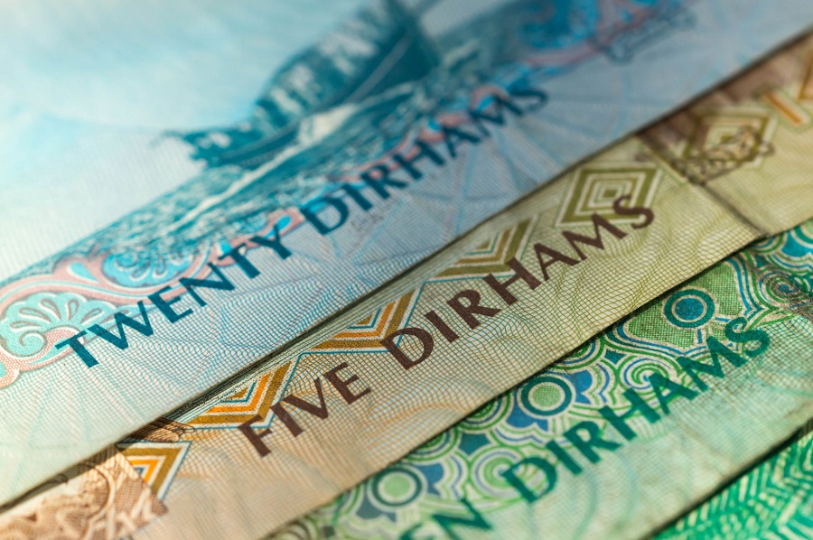 dirhams-notes-close-up