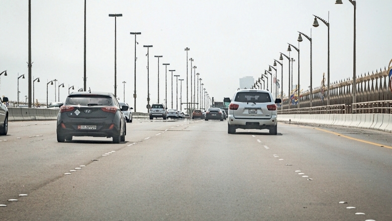 Dh400 fine for not using indicator on UAE roads
